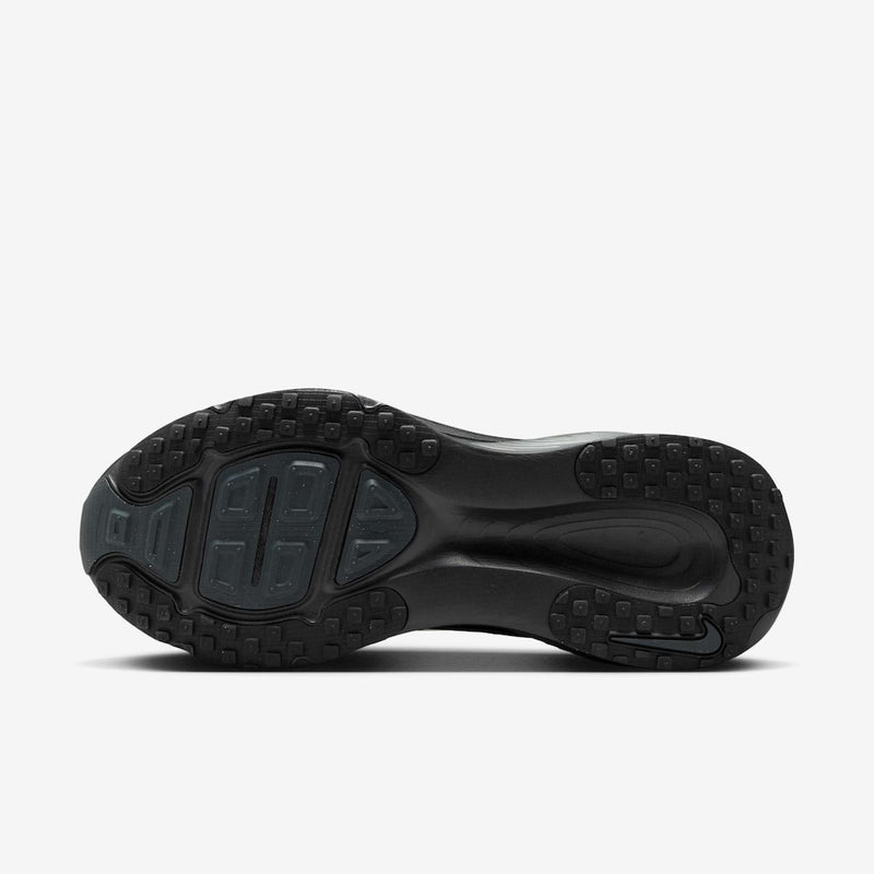 Tênis Nike Vomero 18