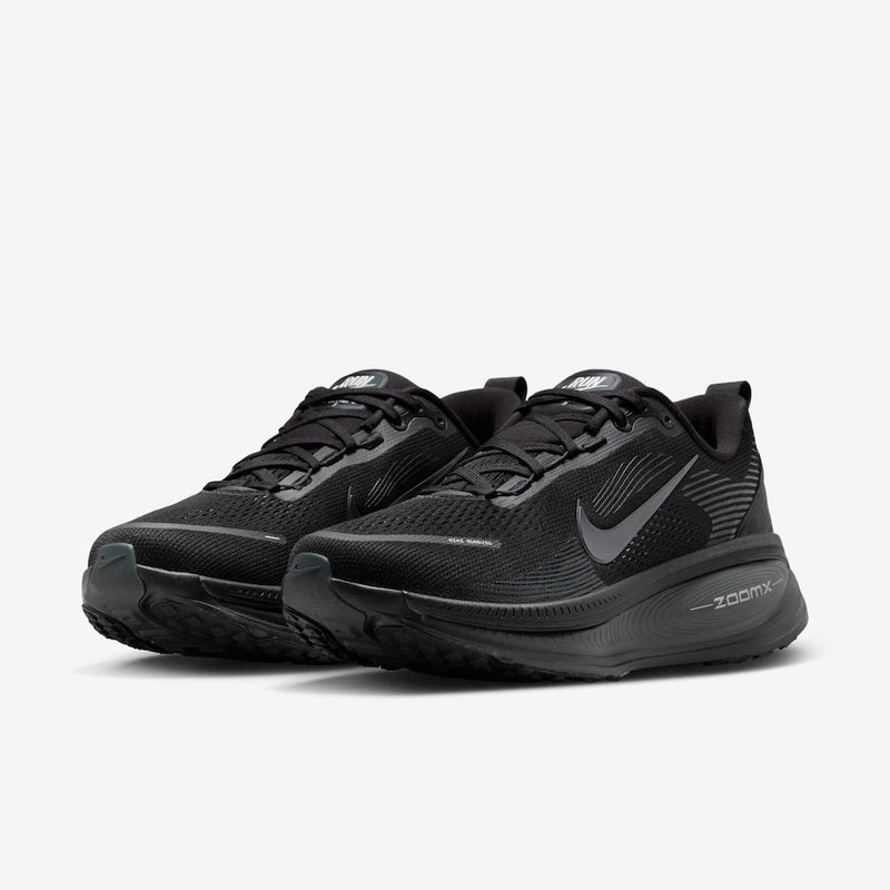 Tênis Nike Vomero 18