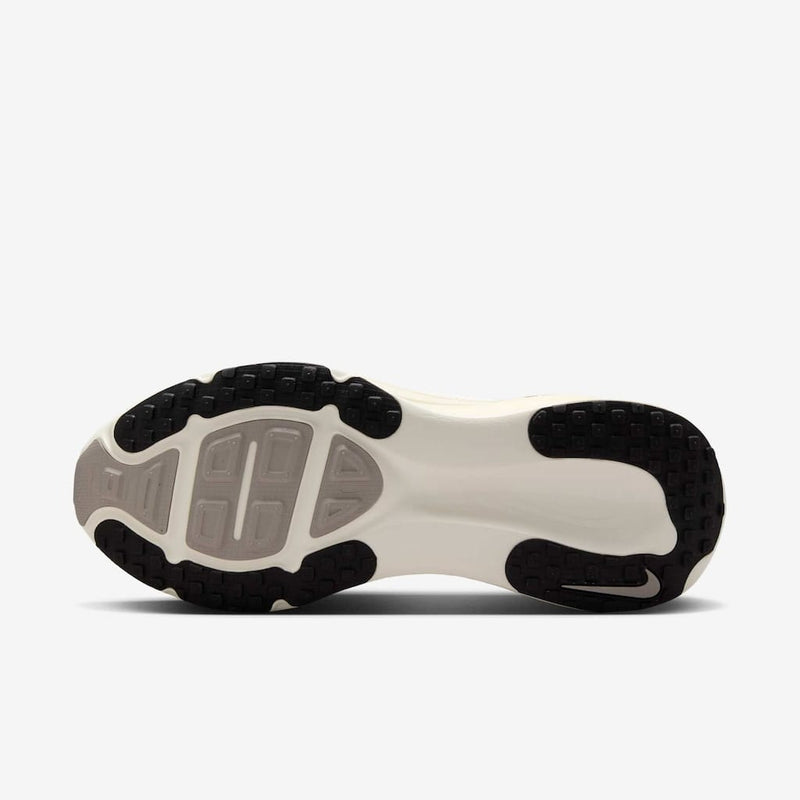 Tênis Nike Vomero 18