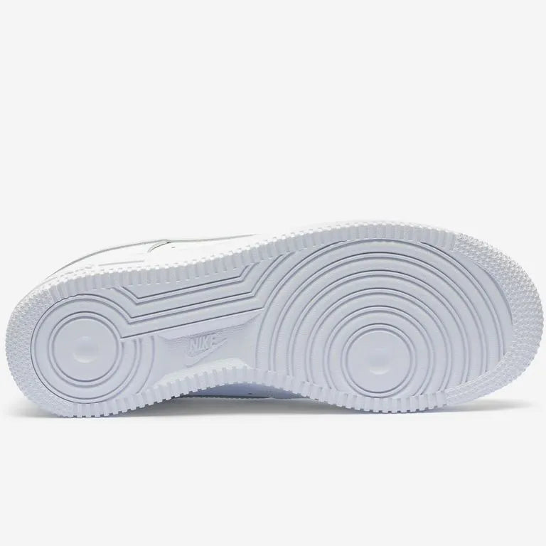 Tênis Nike Air Force 1 '07 Le