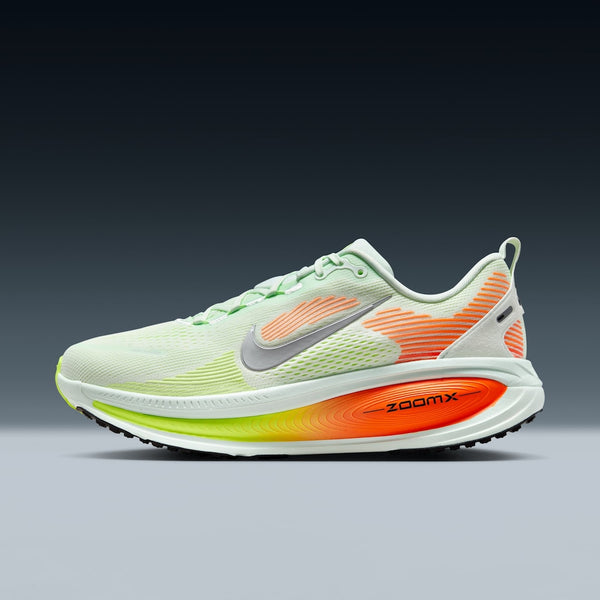 Tênis Nike Vomero 18